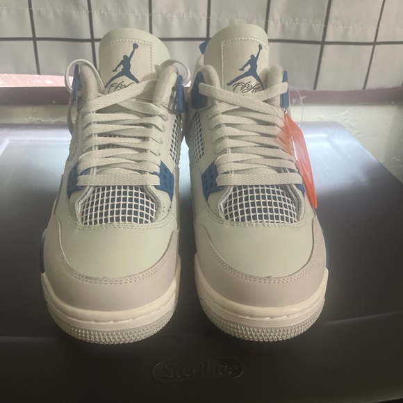 AIR JORDAN 4 RETRO MILITARY BLUE
